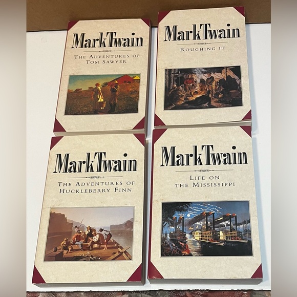 Mark Twain - Lot of 4 Large Paper Back - 1993 Book Club Editions - 8" x 5.5” - Picture 1 of 13